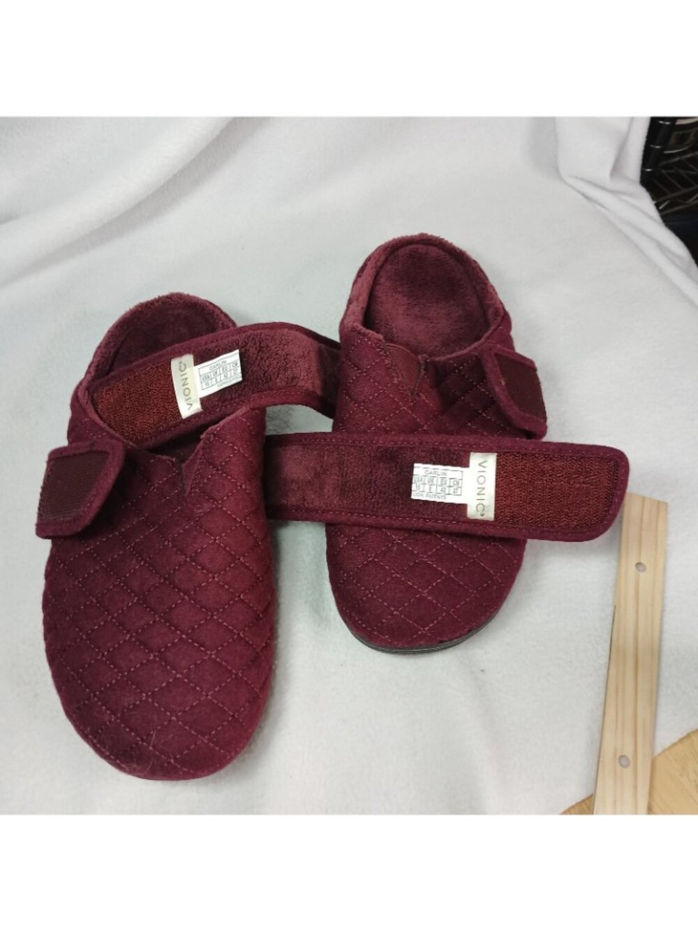 Vionic Carlin Adjustable Hook and Loop Burgandy Quilted Pattern Orthotic Size 10 - Picture 5 of 16